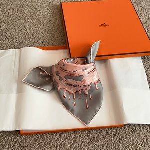 Hermes Peinture Fraiche scarf 45